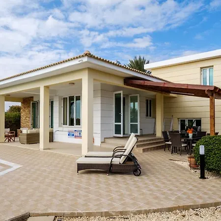 Vila Cape Greco Anastel 2 *